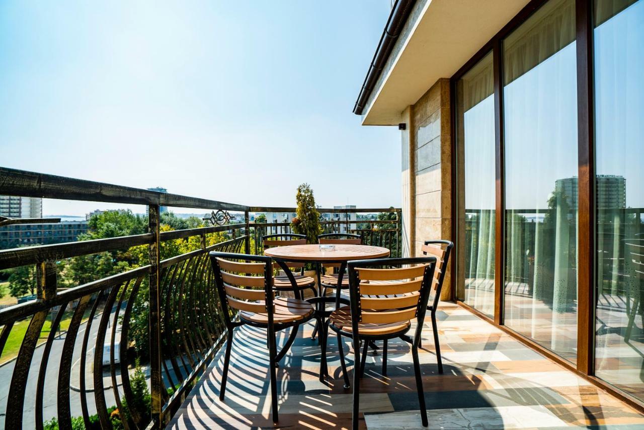 Hotel Baikal Sunny Beach Exterior photo