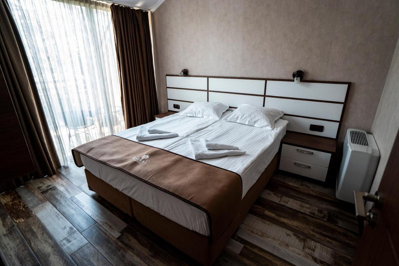 Hotel Baikal Sunny Beach Exterior photo